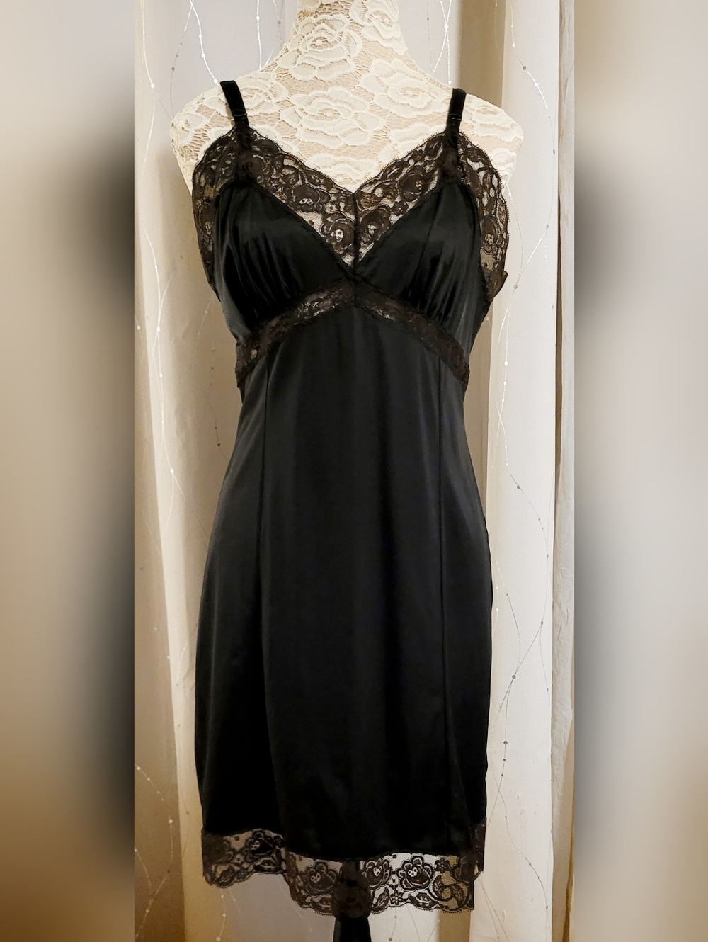 ​Vintage 60s 70s Gaymode Black Brown Lace Nightgown Slip Dress 36 Petite